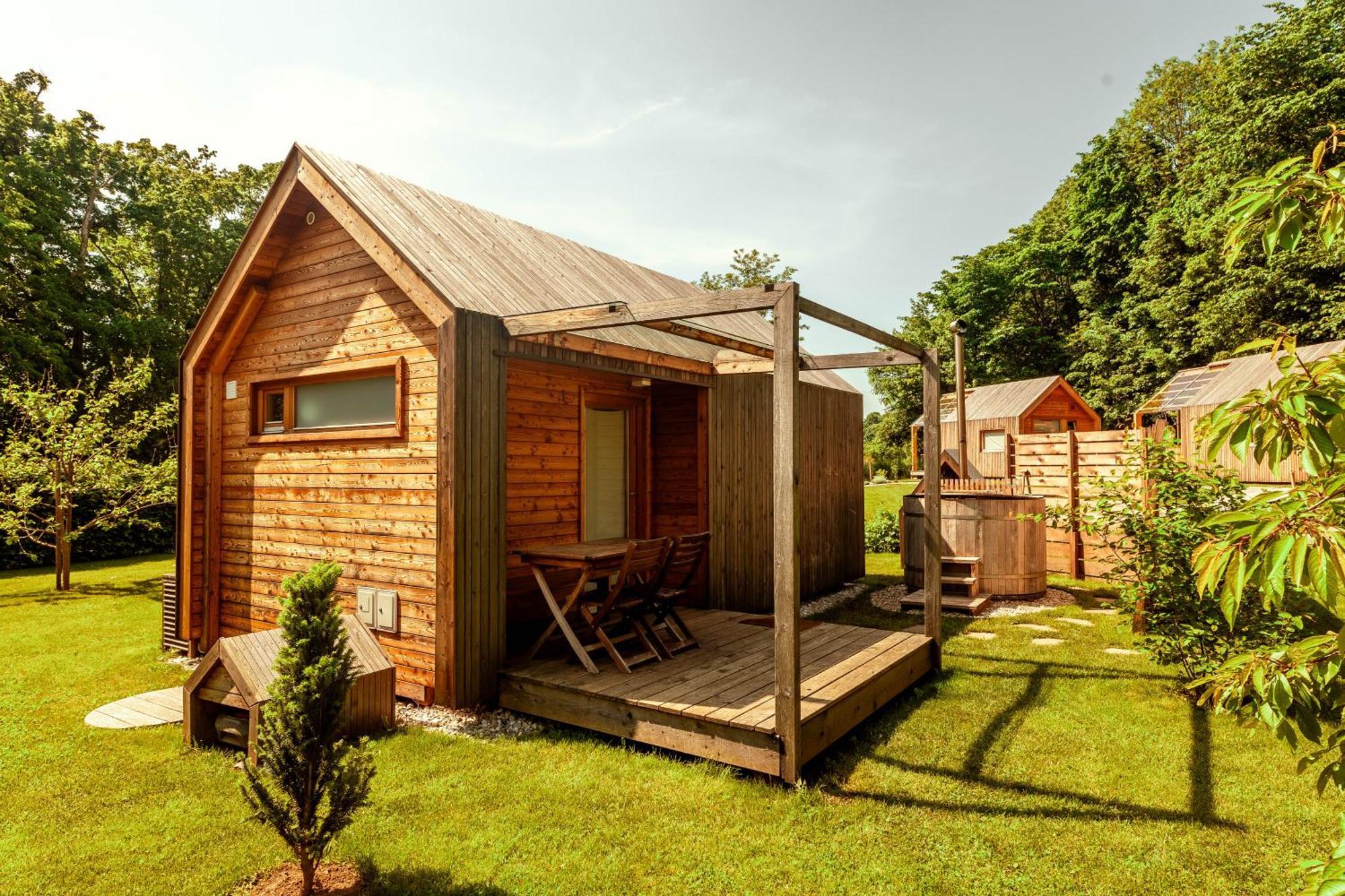 Glamping Mountain Fairy Tale Villa Bistrica pri Trzicu Eksteriør bilde