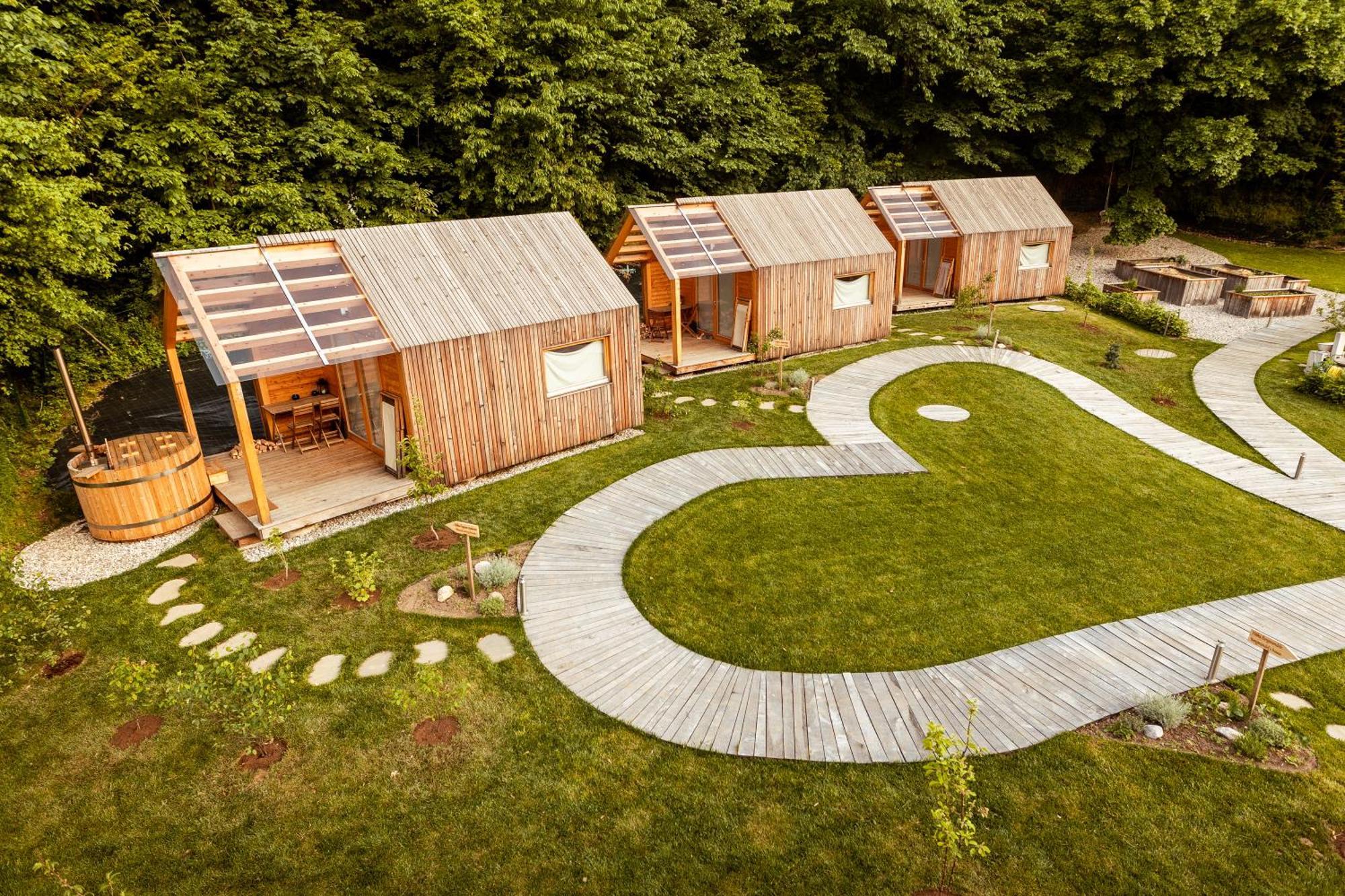 Glamping Mountain Fairy Tale Villa Bistrica pri Trzicu Eksteriør bilde
