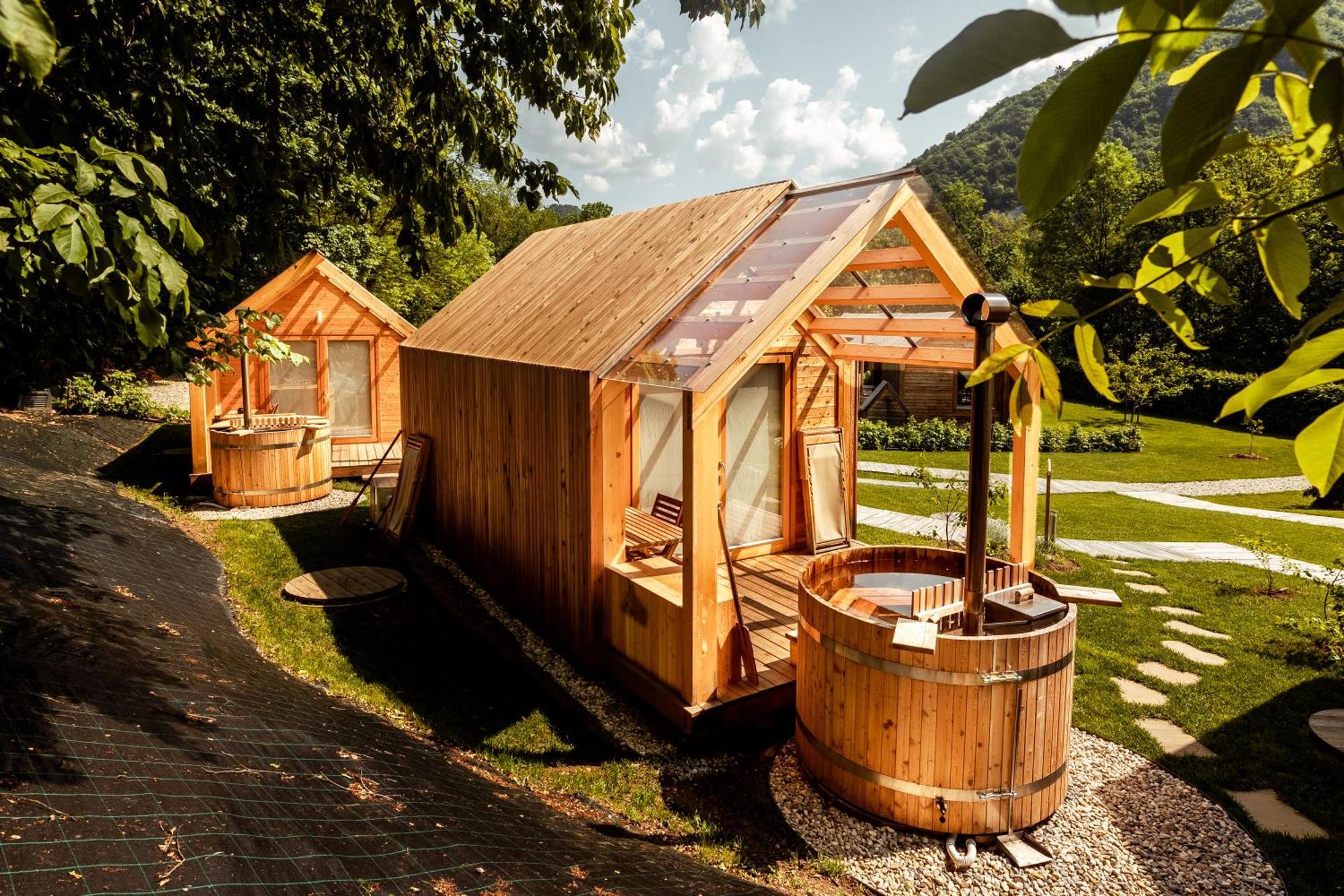 Glamping Mountain Fairy Tale Villa Bistrica pri Trzicu Eksteriør bilde